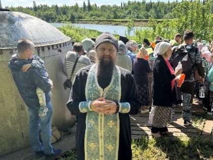 В удмуртской деревне Каменное Заделье открыли доступ к почитаемому православными источнику