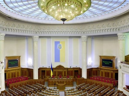 Зеленский: легитимность парламента уничтожена деятельностью депутатов