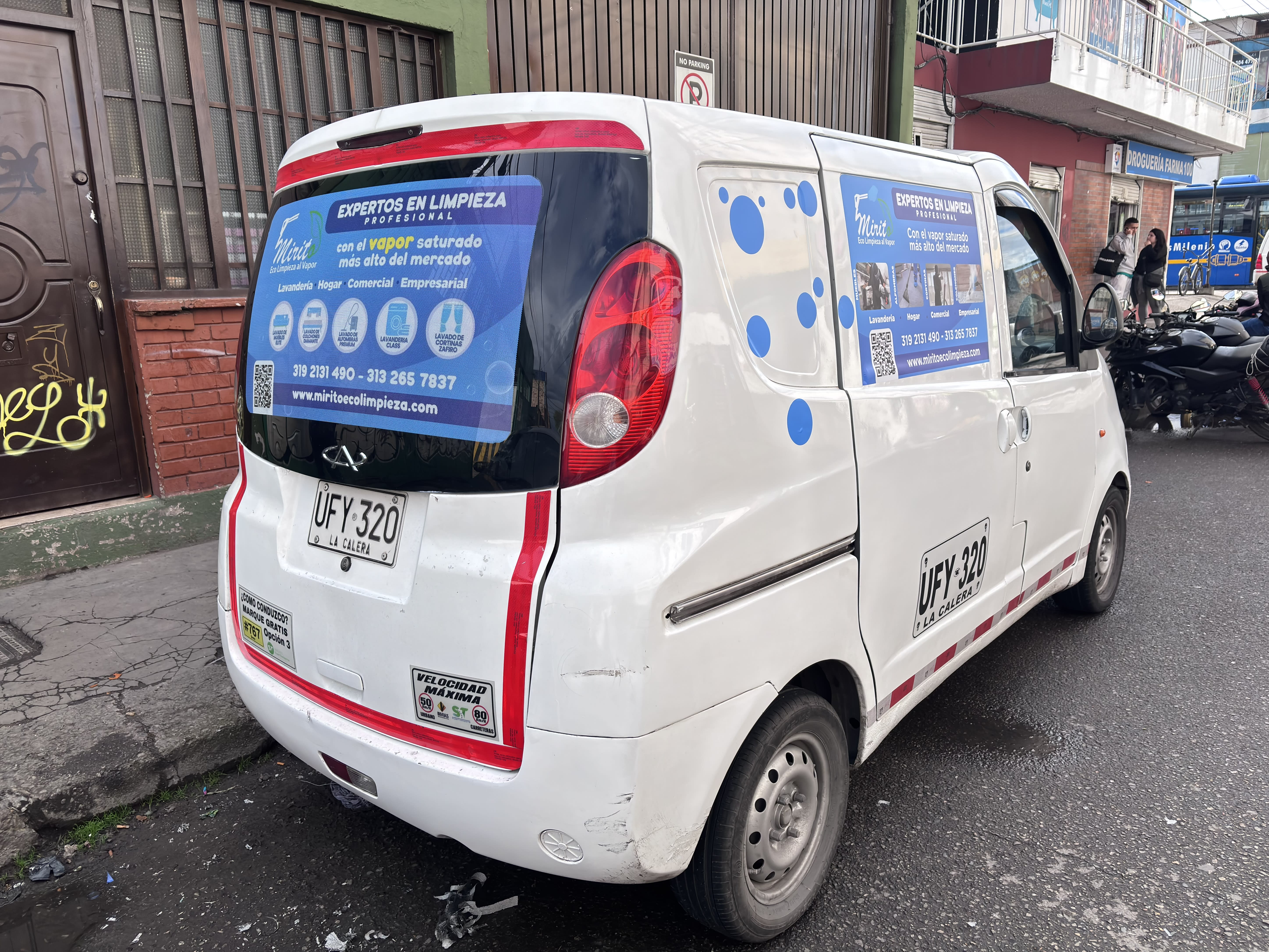 Branding Vehicular