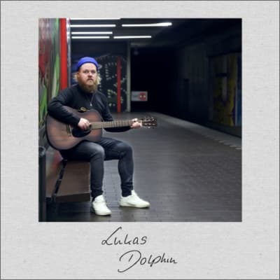  Lukas Dolphin