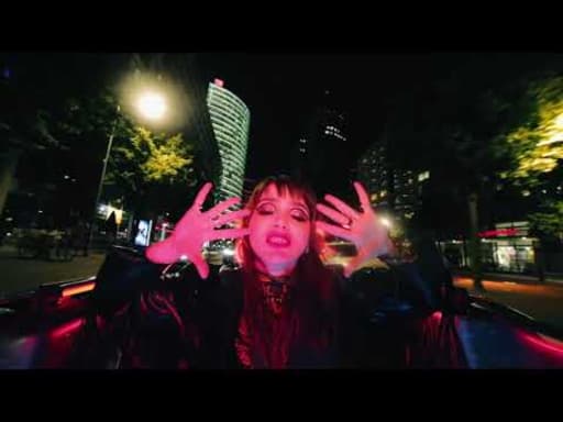 Sofia Portanet - I TRUST (engl. version Menschen und Mächte)