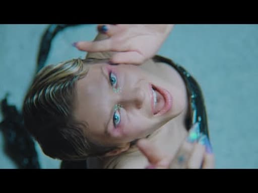 Gwen Dolyn - Ertrinken (Official Video)