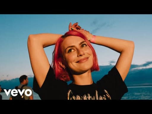 Alli Neumann - blue (Official Video)