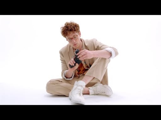 DONSKOY - SHOULD I GIVE UP ON LOVE (official music video Daniel Donskoy)