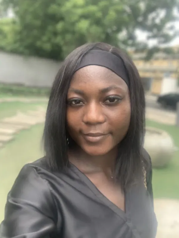 Adesoye Olamide — headshot