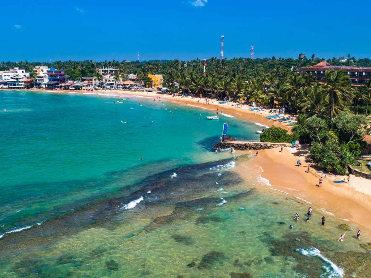 Hikkaduwa beach strip restaurants and nightlife