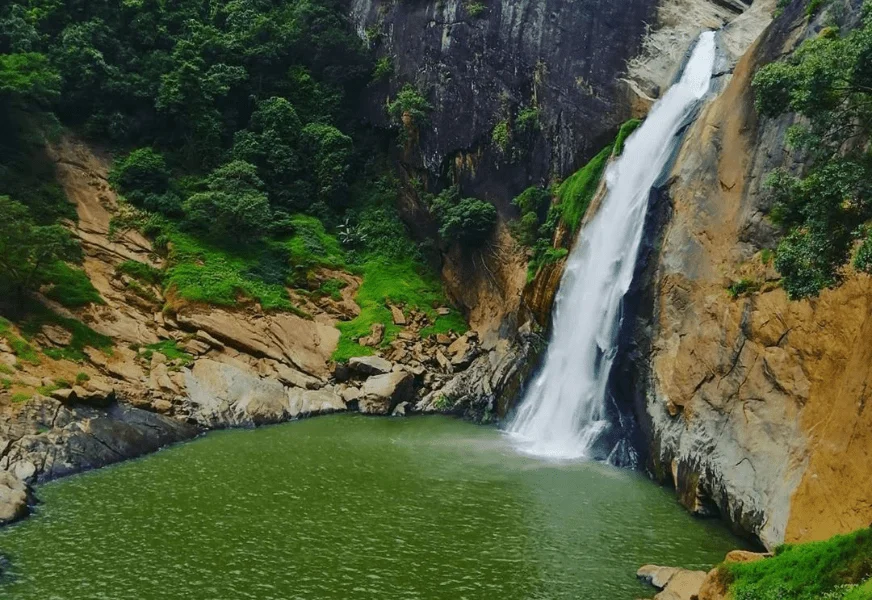 Dunhinda Falls near Badulla Sri Lanka waterfall
