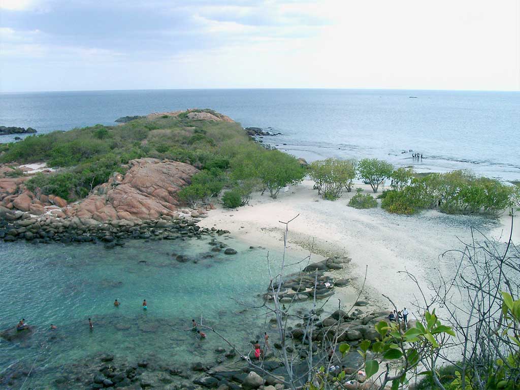The Boat Trip & Island Beach