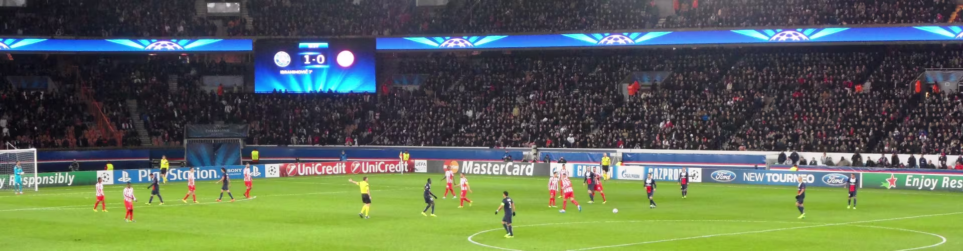 PSG playing at the Parc Des Princes