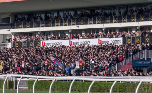 Friday 18 December - Christmas Party Raceday