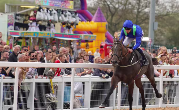 Monday 31 August - Bank Holiday Family Fun Raceday