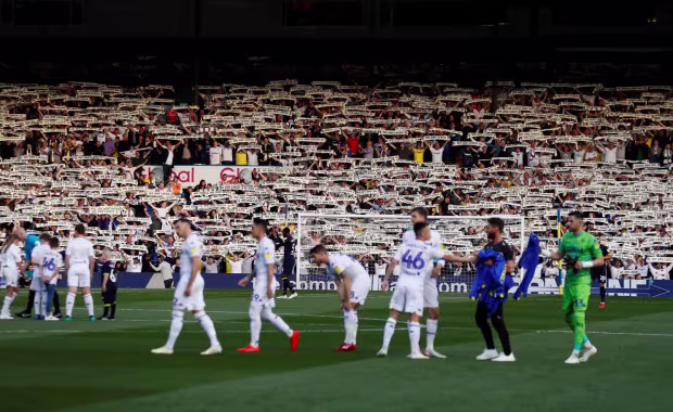 Leeds United v Manchester United