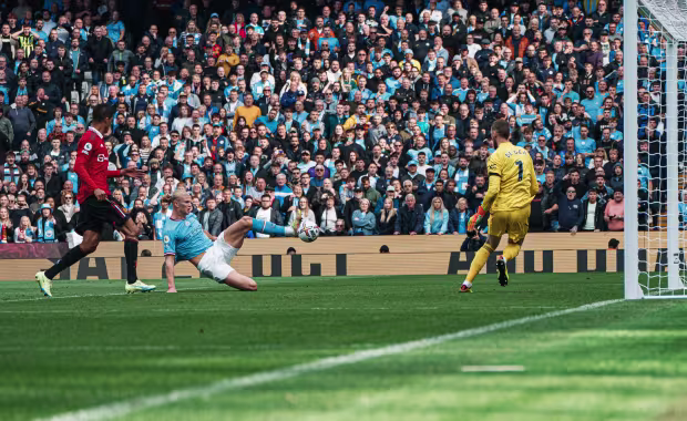 Manchester City v Newcastle United