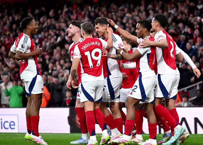 Arsenal Players after goal