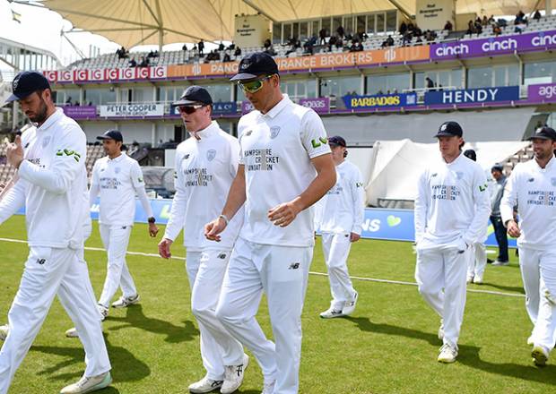 Hampshire v Essex - Vitality County Championship Day 1