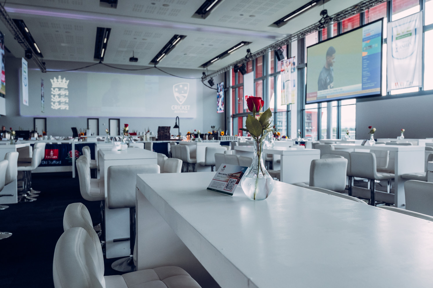 Century Lounge - Media 4