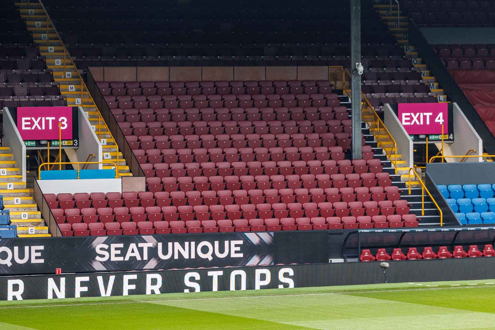 Premium Seating - Media 1