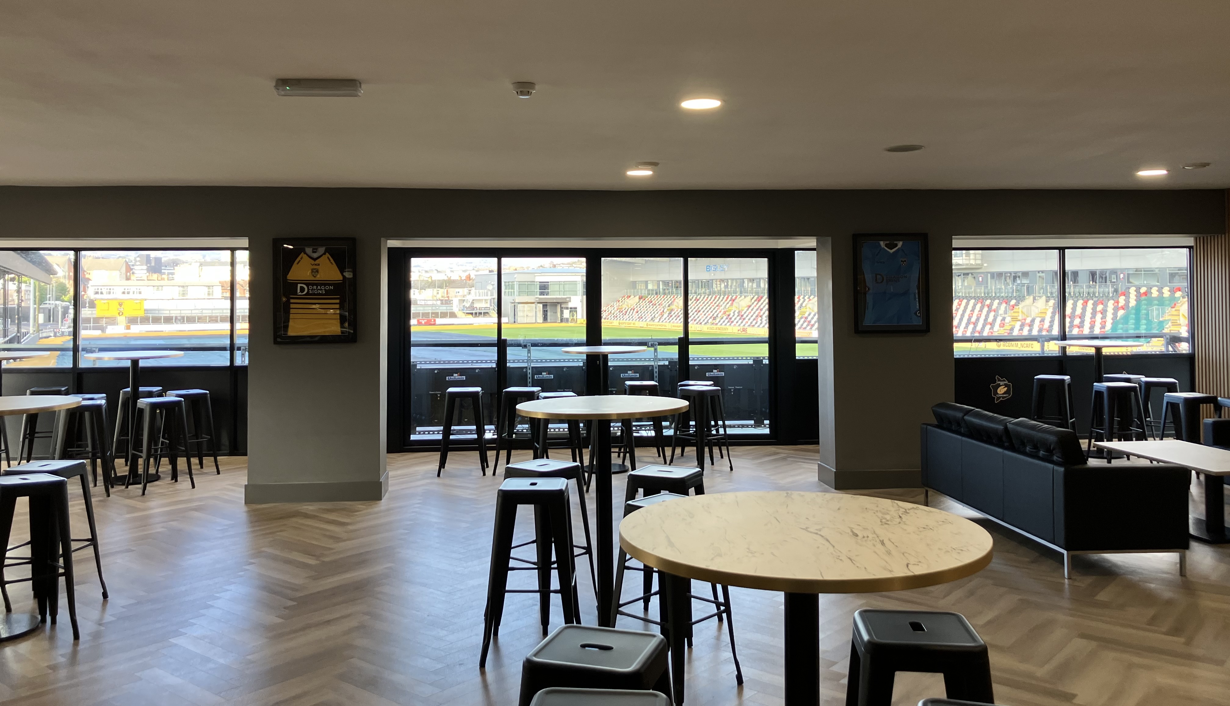 Cardo Players' Lounge - Media 3