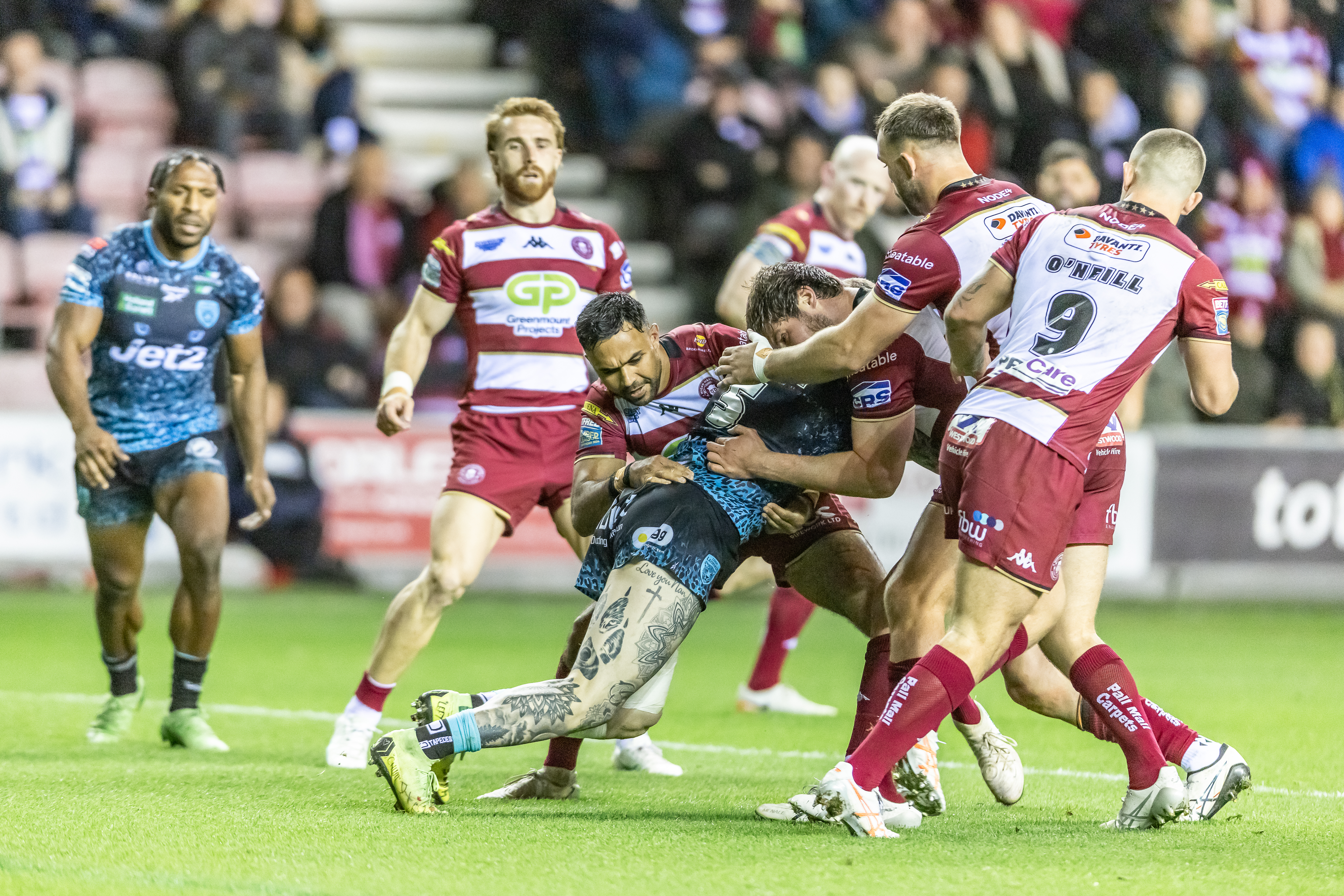 "Uncle Joe's" Cherry & Whites Lounge - Gold - Media 2