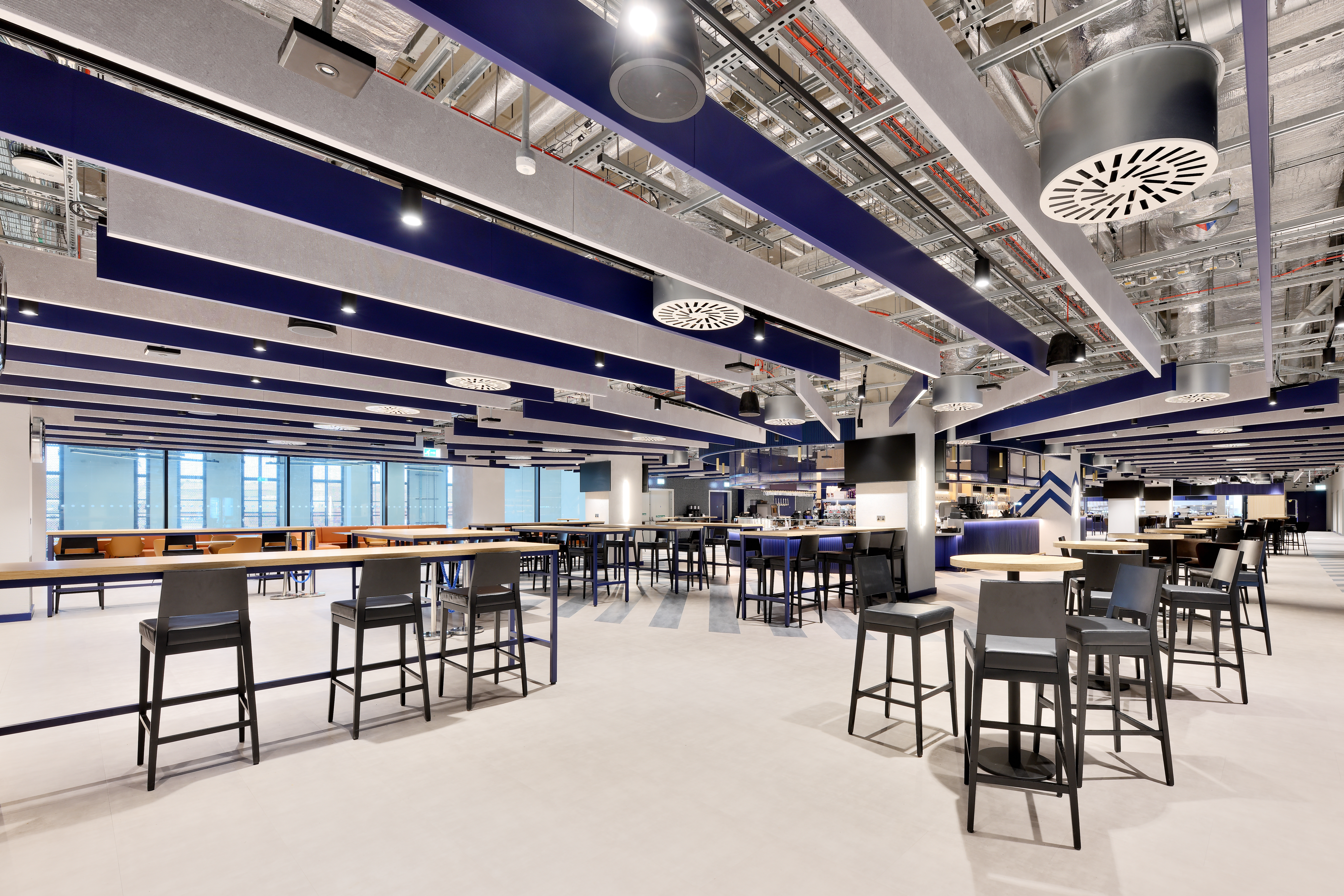 Trinity Place Bar - Media 4