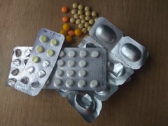 Медики перечислили препараты, которые повышают риск поражения печени