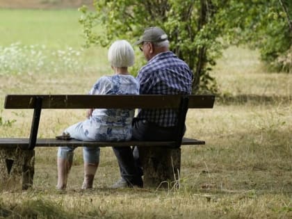 Госдума приняла закон об индексации пенсий работающим пенсионерам