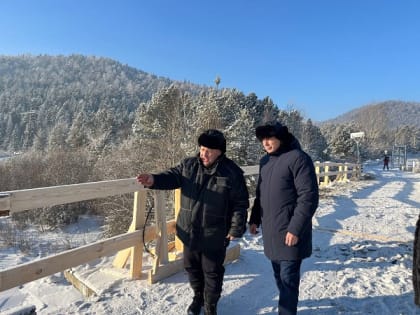 Сергей Сокол оценил ход работ по ремонту аварийного моста в Абазе