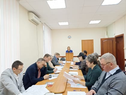 В Абазе избрали руководителя ревизионной комиссии на пятилетний срок.