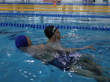 Матросы-спасатели сдали экзамены, чтобы получить право работать на пляжах Хакасии