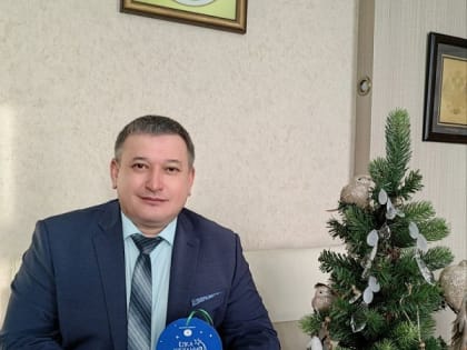 Игорь Тугужеков поддержал акцию «Елка желаний»