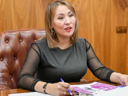 Министр молодёжной политики рассказала главе Хакасии о результатах работы