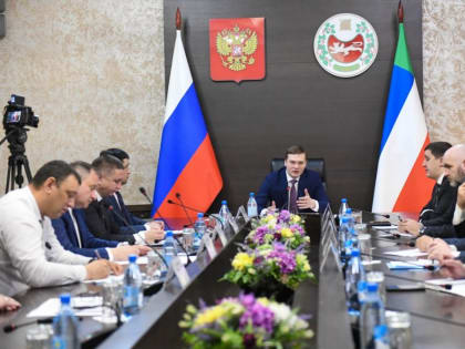 Глава Хакасии встретился с руководителями угольных компаний