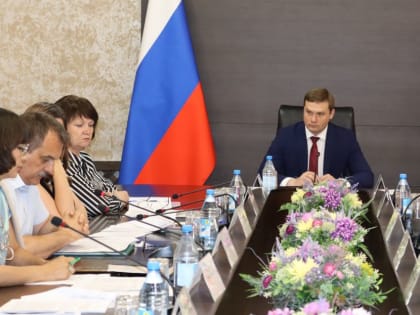 Валентин Коновалов провел заседание Антинаркотической комиссии