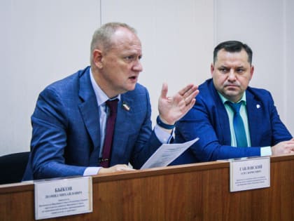 Обсуждение кризиса госконтрактов в Хакасии