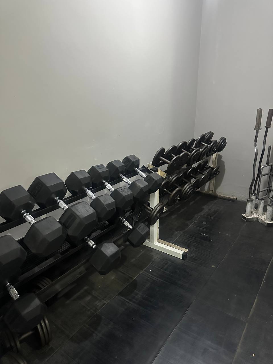 Barbershop interior mobile