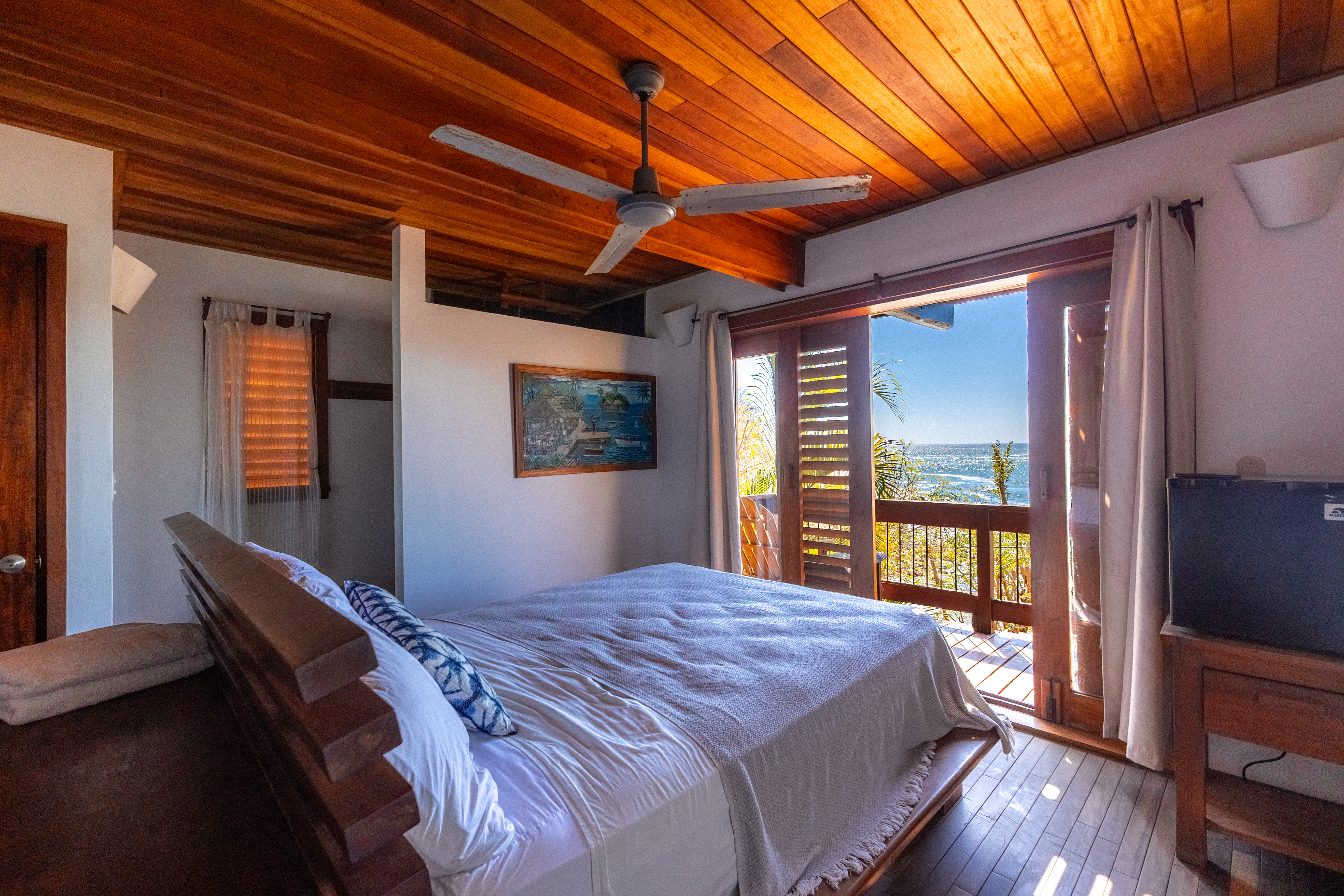 TreeHouse Studio Beachfront