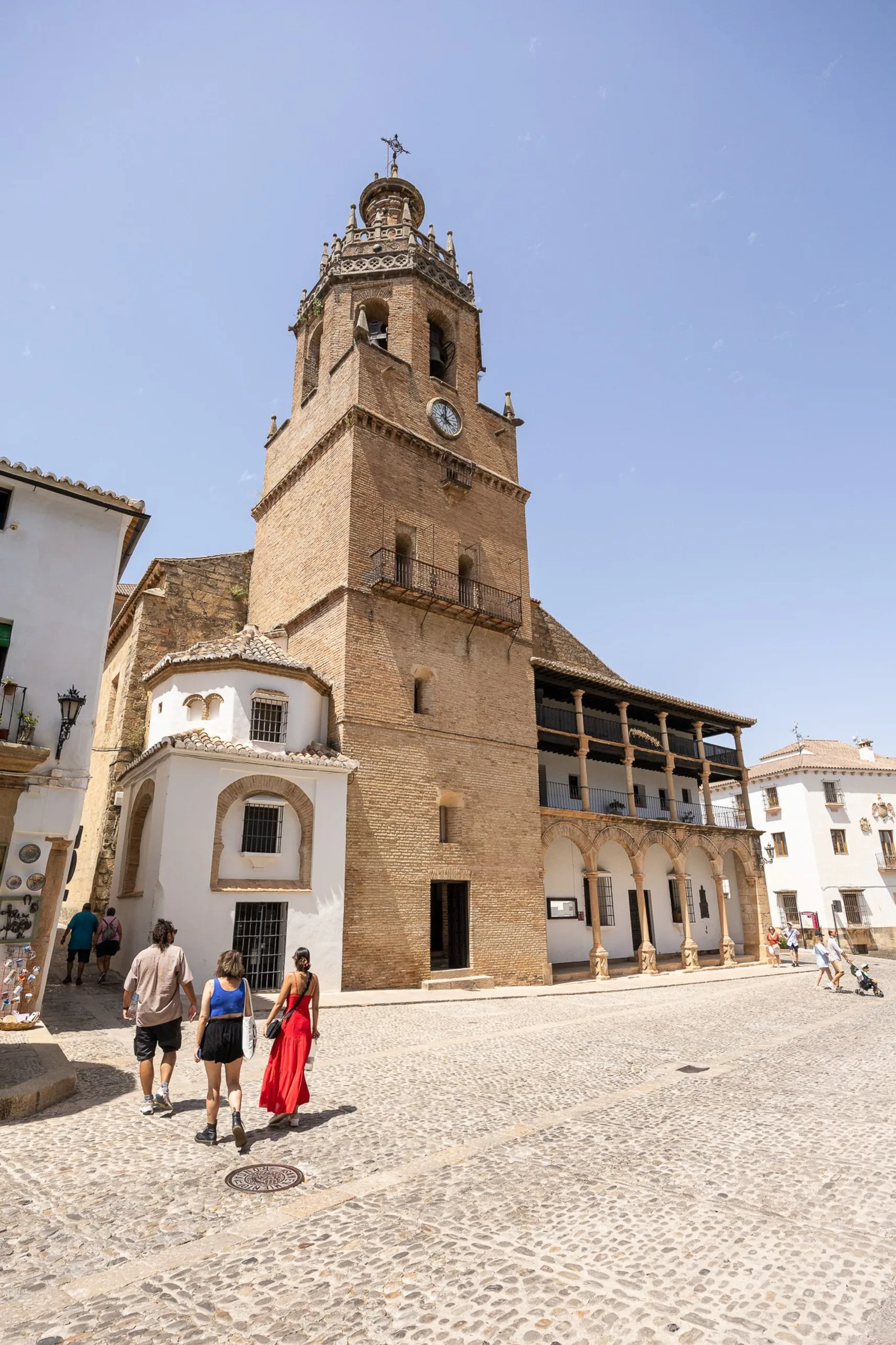Land of Contrasts: Ronda & Setenil de las Bodegas