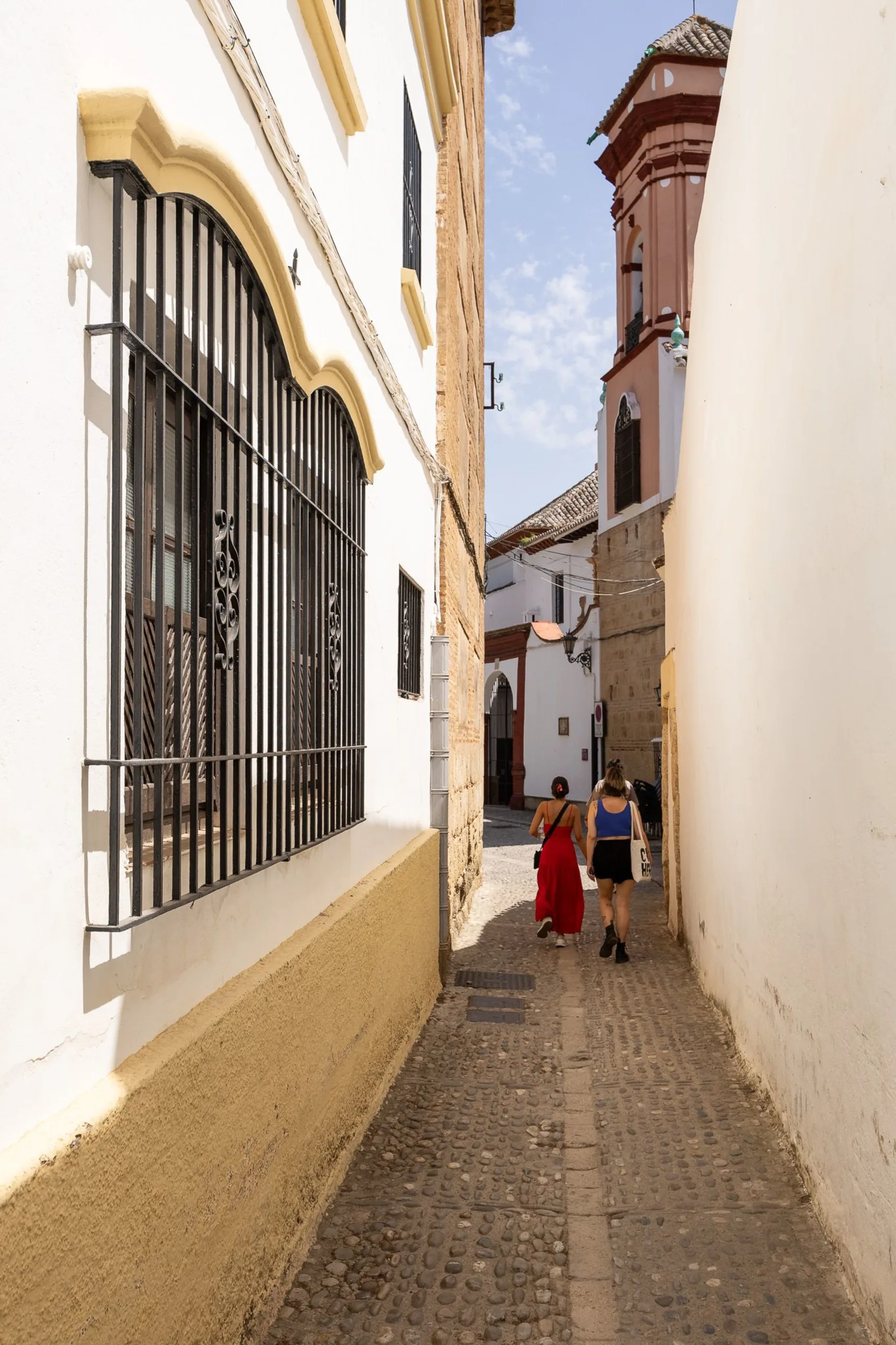 Land of Contrasts: Ronda & Setenil de las Bodegas