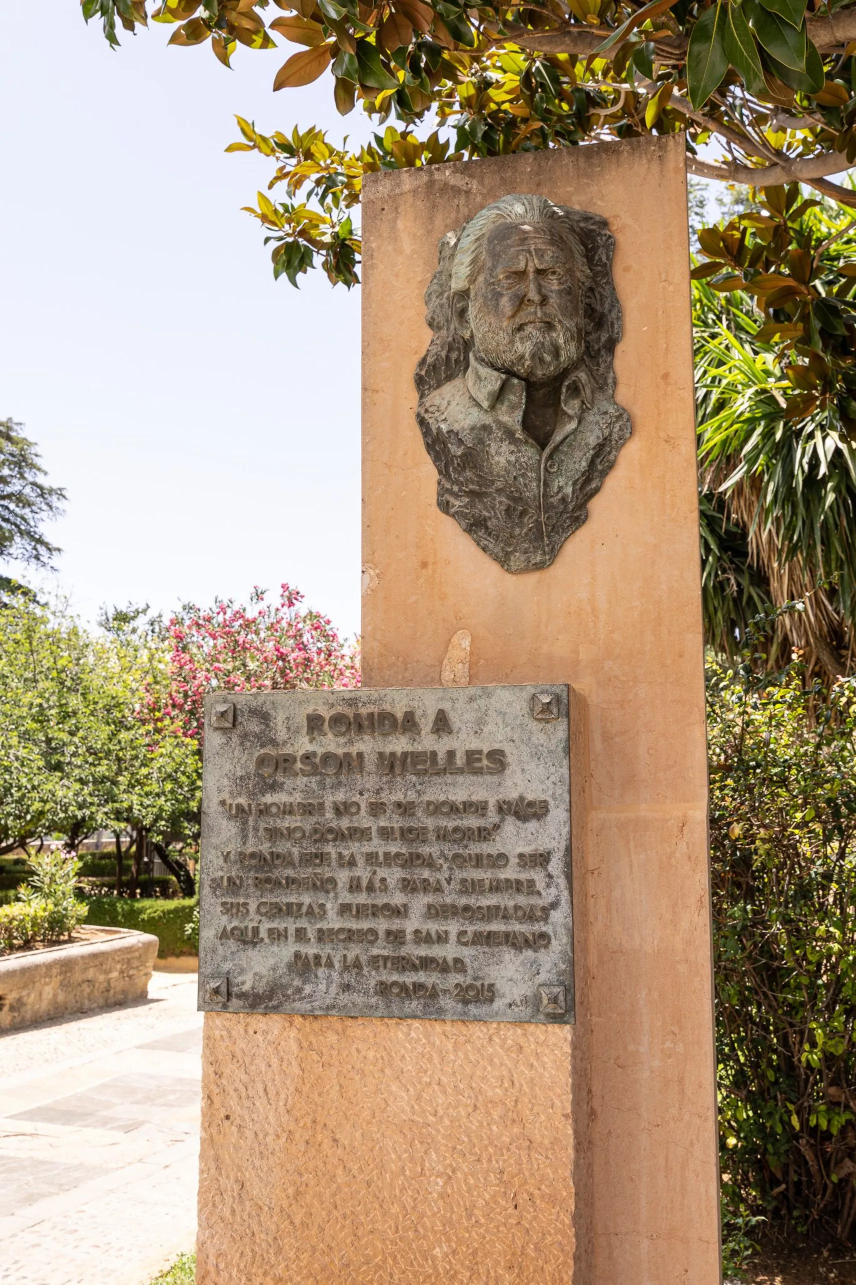Land of Contrasts: Ronda & Setenil de las Bodegas