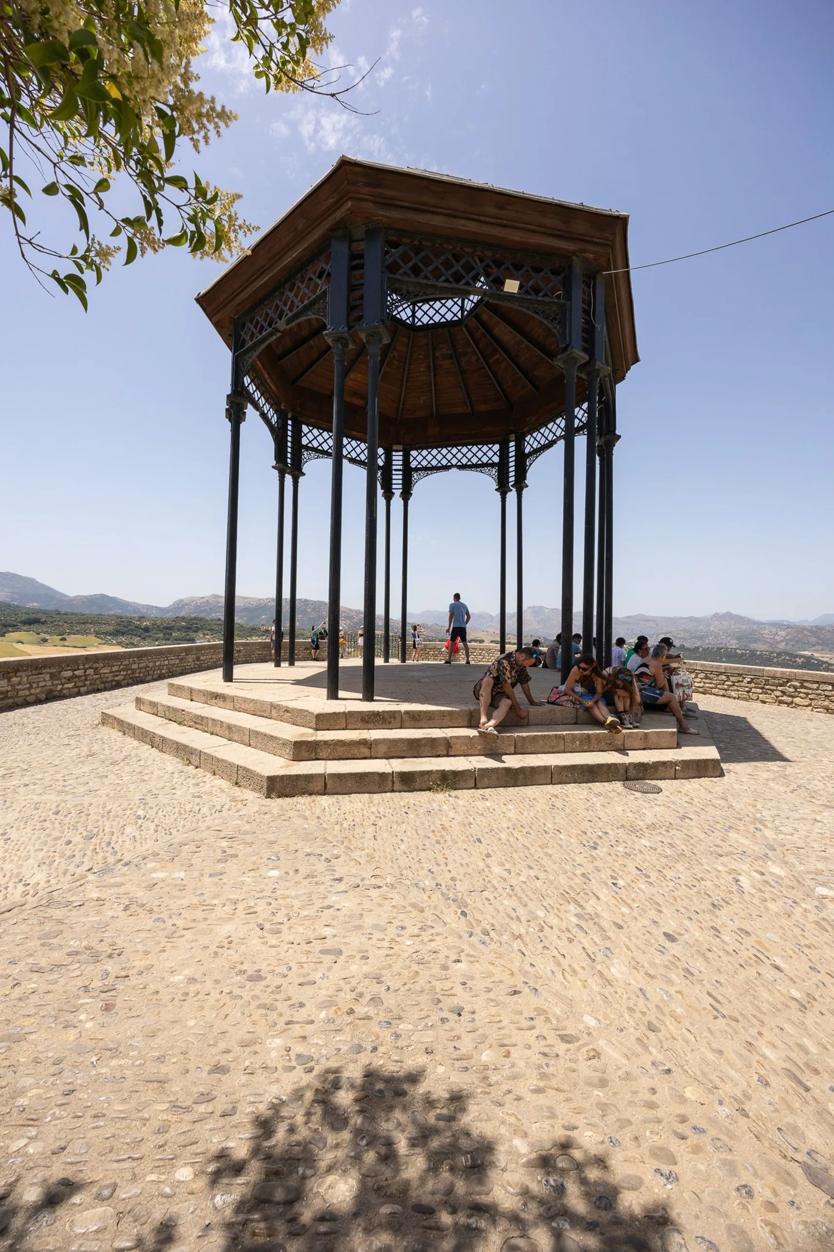 Land of Contrasts: Ronda & Setenil de las Bodegas