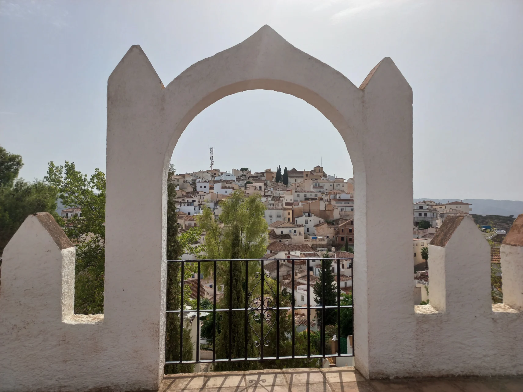 A Trip to Parallel Worlds: The Backroads of La Axarquía - Travel reports by Béla Soltész - Comares - La Axarquía