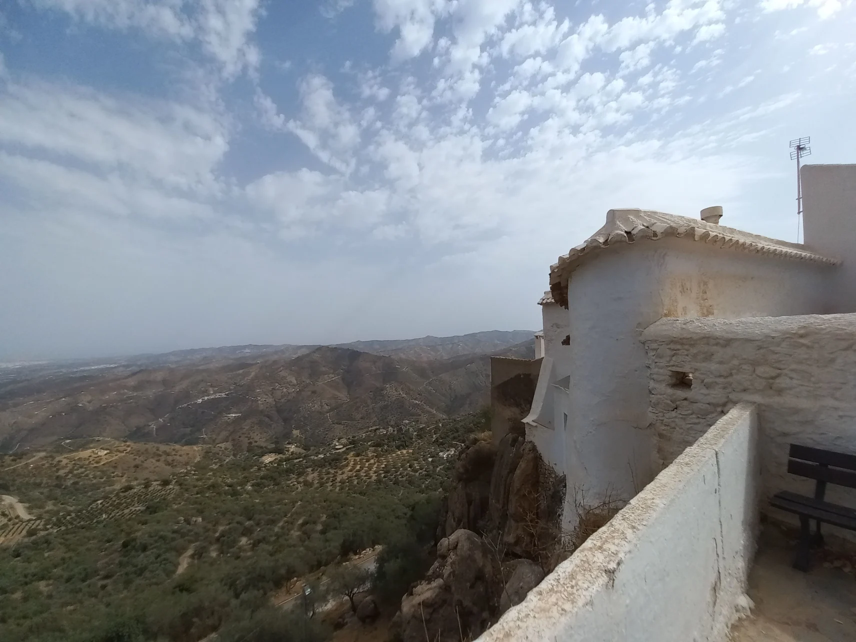 A Trip to Parallel Worlds: The Backroads of La Axarquía - Travel reports by Béla Soltész - Comares - La Axarquía