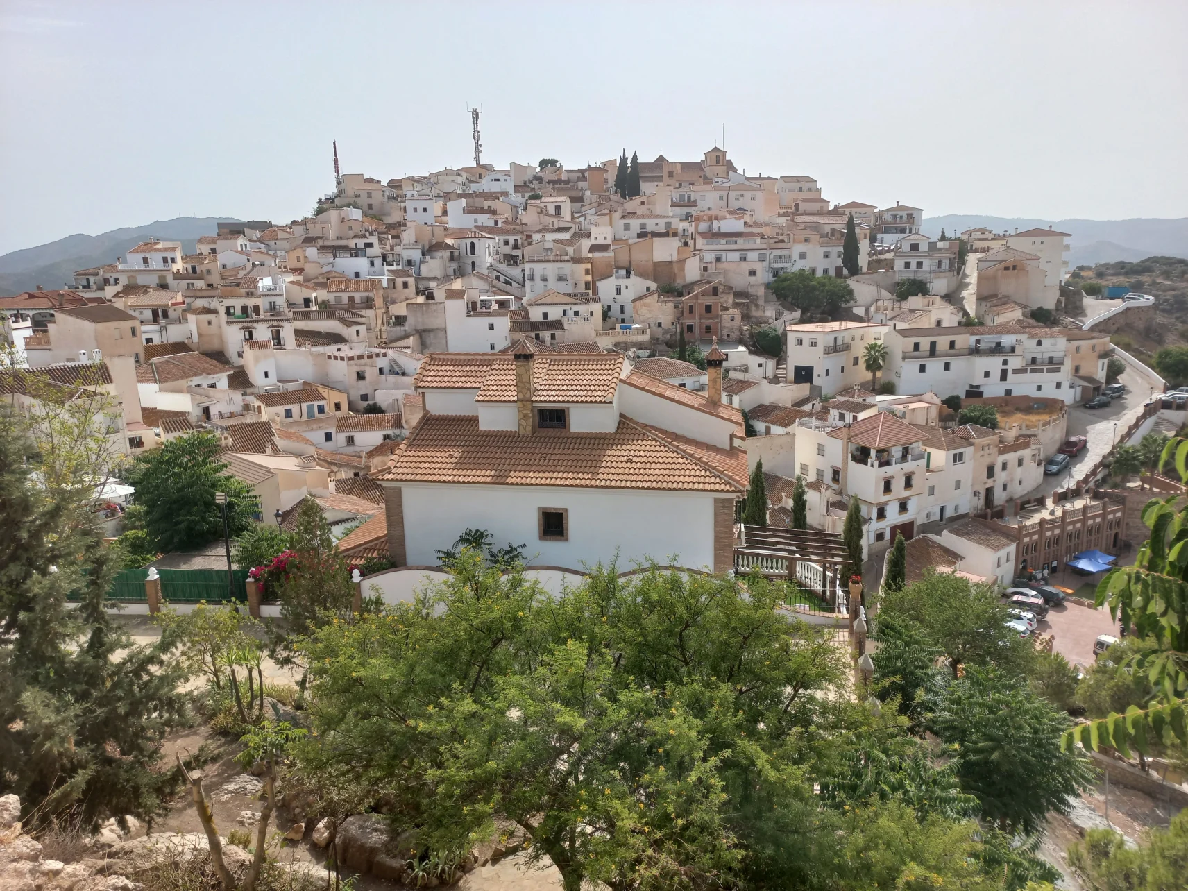 A Trip to Parallel Worlds: The Backroads of La Axarquía - Travel reports by Béla Soltész - Comares - La Axarquía