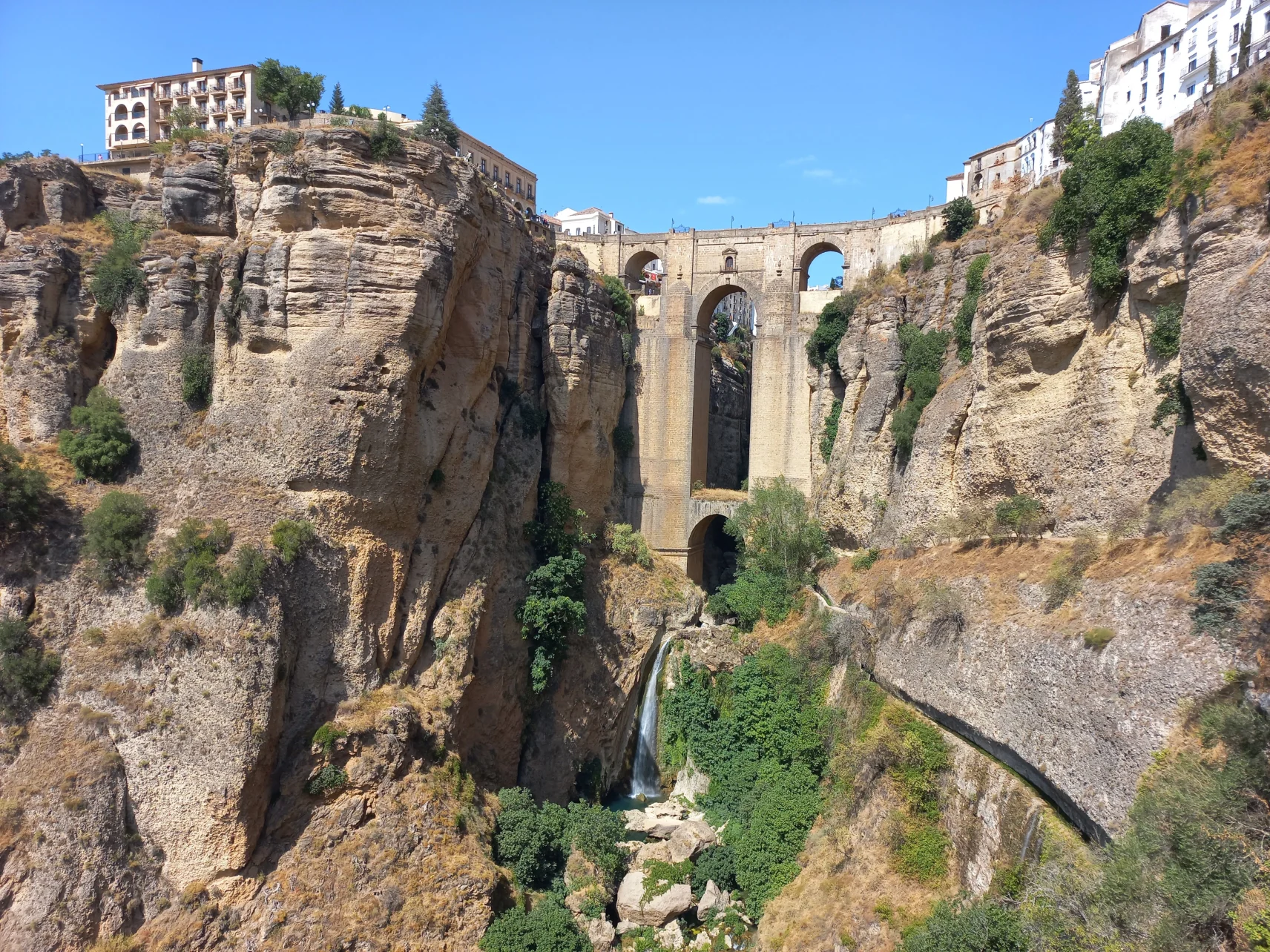 Ronda & Setenil de las Bodegas - Relatos de Viaje