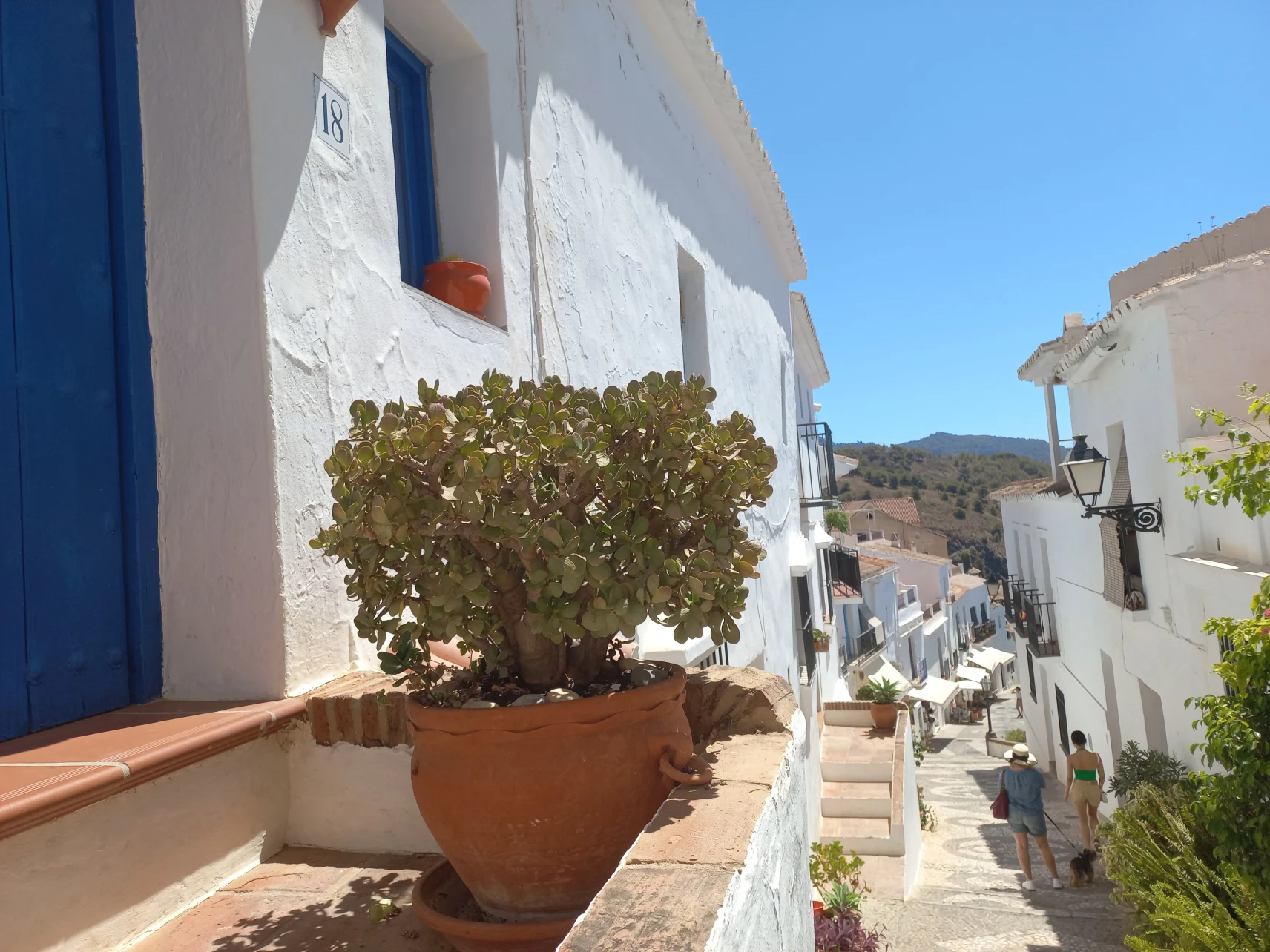 The hidden streams of history: Nerja, Frigiliana and El Acebuchal - Travel reports by Béla Soltész