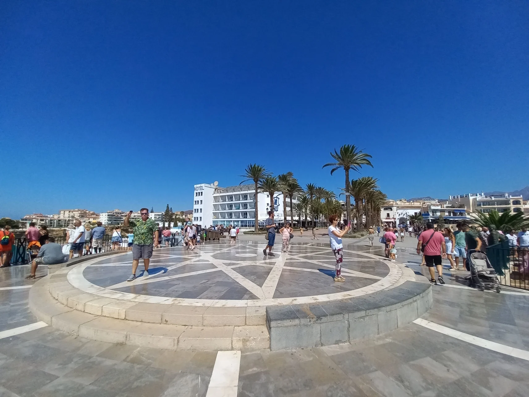 The hidden streams of history: Nerja, Frigiliana and El Acebuchal - Travel reports by Béla Soltész