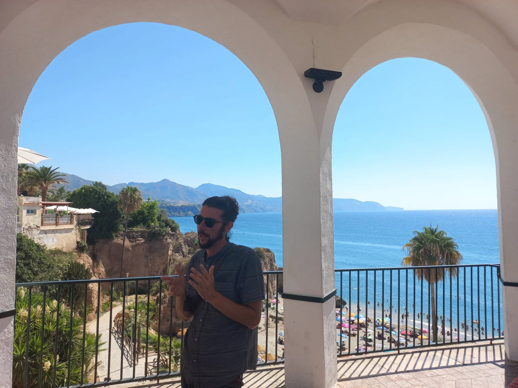 Los arroyos ocultos de la historia: Nerja, Frigiliana y El Acebuchal - Los relatos de viaje de Béla Soltész