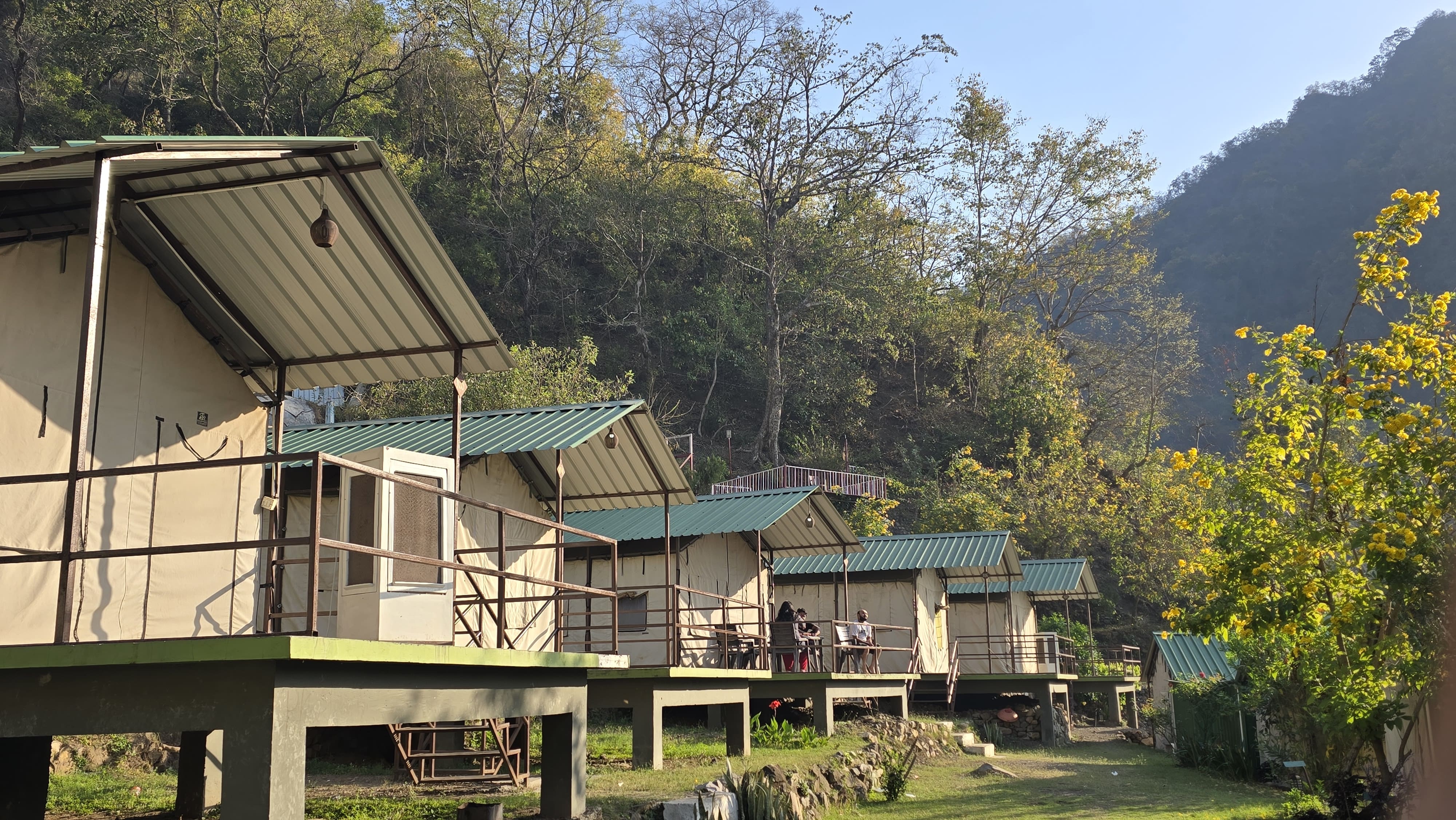 Camping with Rafting (16 Km)