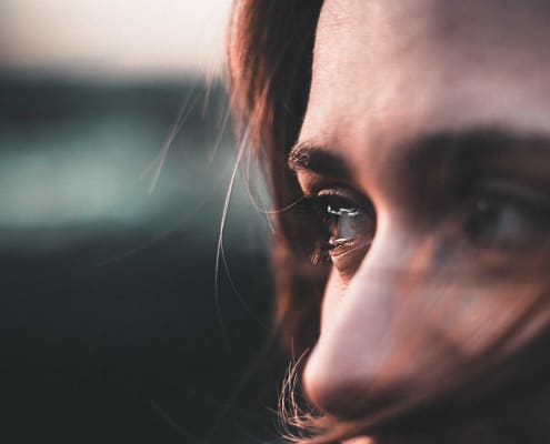 Girl with emotional trauma