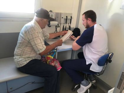 В 27-й раз волгоградские медики выехали в ЛНР для помощи местным пациентам